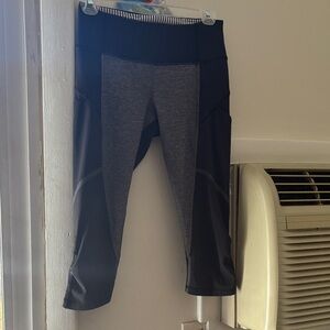 Lululemon Black and Gray Cropped Leggings